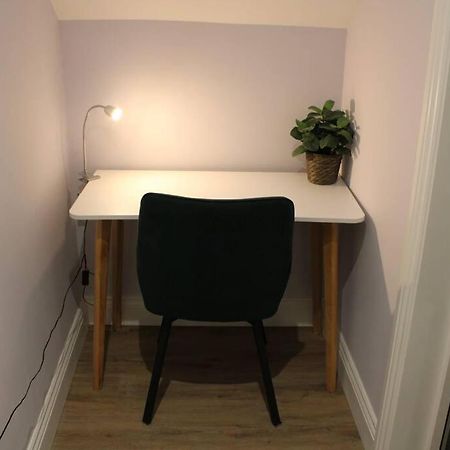 5 Star Apartment London Exteriör bild