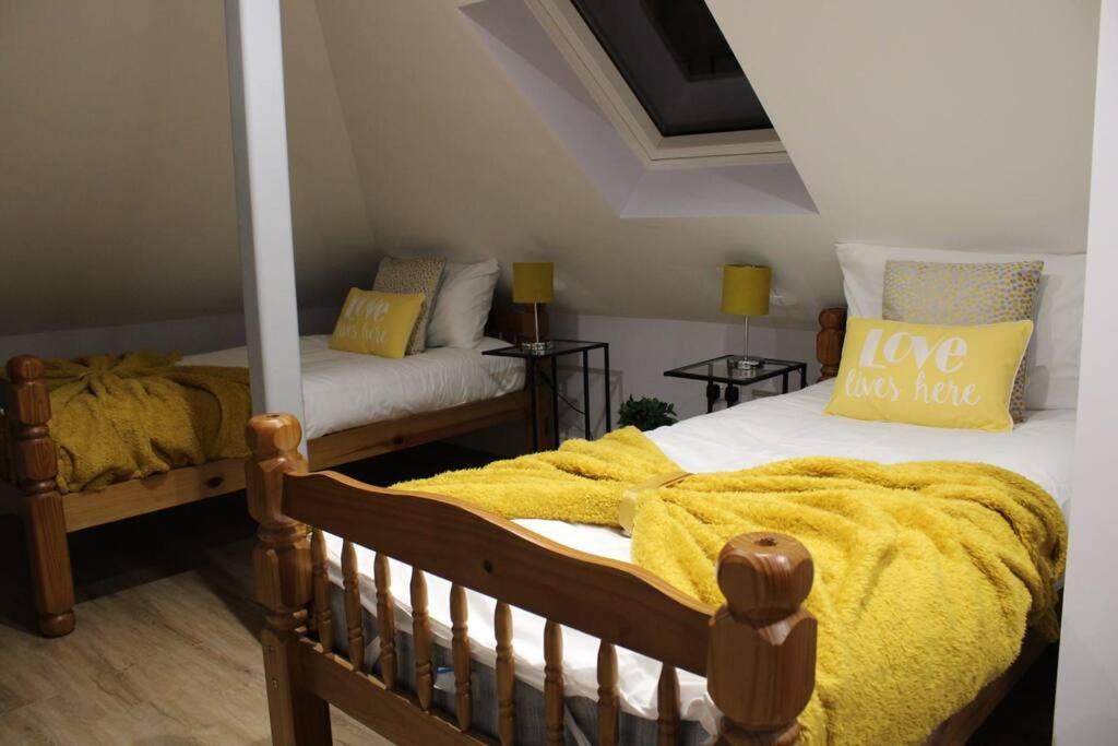 5 Star Apartment London Exteriör bild